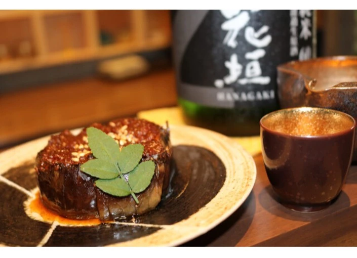 焼き鶏 弘八 求人 「年齢がネックで…」という方も心配無用！これまでの飲食経験を即戦力として評価します。裁量を持って伸び伸びと活躍しませんか？