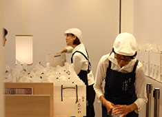 銀座に志かわ　箕面店 求人 