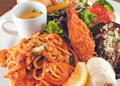 BISTRO＆CAFE Le FIGARO 大丸梅田店 求人 ハンバーグプレートが人気メニュー★