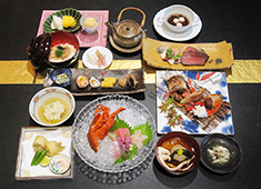 京都 神楽岡 蓮月荘 求人 ▲料理長の霜月料理