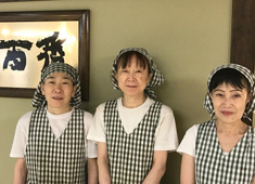 百番　梅田店 求人 "百番"は優しくて素敵なスタッフが集まっています♪（ランチタイムのパートさんです）