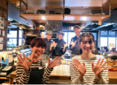「センバキッチン本店/北梅田店」「ビストロ酒場ココット」「ハライッパイ南船場店(仮)」 求人 スタッフ同士のつながりが強い会社なので、助け合いの精神が根付いてます。連休や土日休みなども取りやすいですよ。