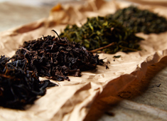 【台湾茶＆フルーツティー専門店】　一芳（イーファン）　台湾水果茶 求人 気温や湿度まで徹底した管理が行われる一芳の台湾茶葉