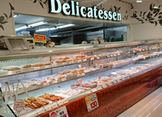 株式会社スーパー王子（スーパーオオジ） 求人 毎日仕入れる食材の数々は、一切の妥協のない厳選したものばかり！一流の業者様達とお付き合いさせて頂いております！