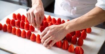 株式会社 くるみや 求人