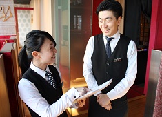 株式会社第一興商 求人 お客様の『美味しい』がやりがいに！幅広い業態を展開しているので
スキルの幅も広がります