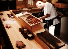 鮪寿司 蔵〼／馳走 蔵〼（株式会社カネヨシ） 求人 経験者ならすぐにカウンターで握ってもらえます！