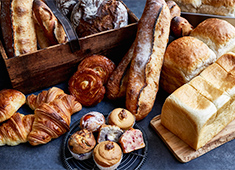 「B.C. BAKERY」「BOUL'ANGE」etc／株式会社 フレーバーワークス（ベイクルーズグループ） 求人 こだわりのパンを一緒に作りましょう。いつの時代もお客様に愛される商品を追求していきます。
