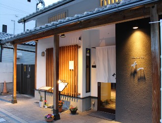 鉄板DINING 十一（といち） 求人