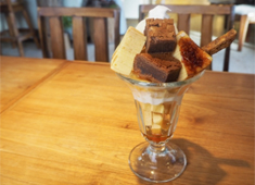 新店舗　SWEETS CAFE　／　株式会社 小田垣商店 求人 