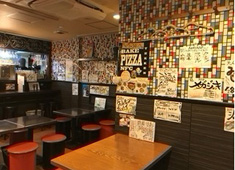 株式会社 小野料理研究所 求人 3店舗すべてが同じ通り沿い！お互いのお店へデリバリーもしています。