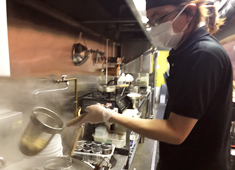 松阪牛麺 吹田店 求人 1杯1杯、精魂込めて作ります。