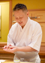 鮨さかい 求人