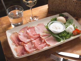 OBICA MOZZARELLA BAR　西新宿店