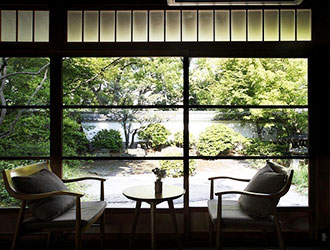蘇山荘