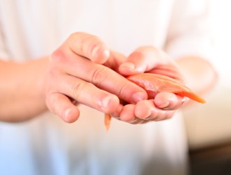 立食い寿司 根室花まる エキュートエディション新橋店