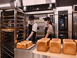 R Baker ラゾーナ川崎店(幸せの黄色いたまご食パン専門店) 求人情報