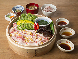 やさい家めい 表参道ヒルズ店／株式会社クリエイト・ダイニング