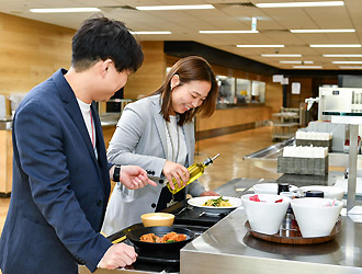 コンパスグループ・ジャパン／丸の内／大手外資系金融企業21734