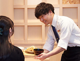 やよい軒 大阪北浜店