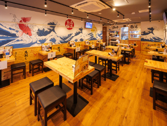 海鮮と炉端焼きトロ吉／鴻運株式会社