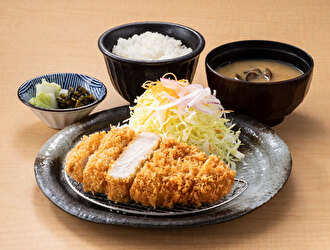 とんかつ神楽坂さくら イオンタウン豊中庄内店／株式会社レインズインターナショナル