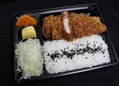 「肉卸小島」／株式会社　小島食品 求人 将来を担う人材として活躍を期待しています。一緒に盛り上げていきましょう。