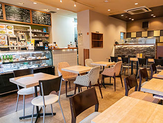 VILLAGE CAFE（ヴィレッジ カフェ）／株式会社アディックス 求人