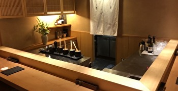 やきとり 陽火 他／株式会社 彦栄 求人