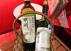 Casval(キャスバル)錦糸町店 求人 有名な長野や山梨だけではなく、北海道、山形、大分、埼玉、宮崎…etc.日本各地の美味しいワインを厳選しています。