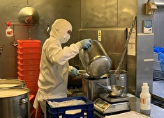 「スイーツ部門」／株式会社 成城石井 求人 お客様のライフスタイルに、新たな食卓の提案をしていける、クリエイティブな仕事を進めていきましょう