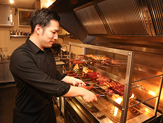 肉塊UNO 他／Authentic Food 株式会社 求人