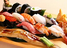 鮨 地魚 あら井 求人 毎朝仕入れる食材を用いて、最高の料理・鮨を提供中！