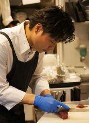 馬肉バル 跳ね馬、ほか／株式会社タケル 求人
