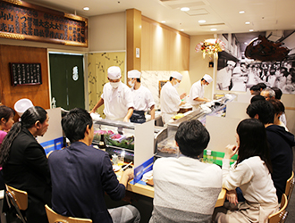 鮨処 寿司大（すしだい） 求人 連日満席の繁盛店！寿司職人としての仕事、日々の営業を自分たちが楽しむことも、寿司大のポリシーです！