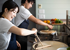Crepes No Ka 'Oi（クレープスノカオイ）／株式会社FANTERIA 求人 難しい調理技術は必要ありません！一から丁寧にお教えしますので、飲食未経験から楽しく働いていただける環境です♪