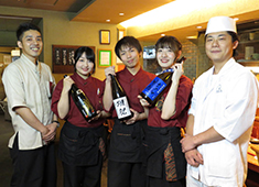 炭遊酒菜 旅籠/竹川観光株式会社 求人 社員の家族も大切に考える会社です。社員全員でバーベキューなどのイベントも！アットホームな雰囲気です。