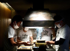 焼鳥 市松 求人 ミシュラン★獲得の焼鳥店は関西でも僅か。せっかくなら本物を学びませんか？