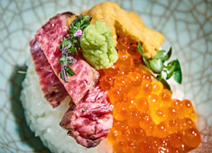 焼肉店 にくる 求人 アイデアを活かした新メニュー開発にも携われます。どんどん経験を活かして活躍できます！
