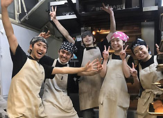 Boulangerie Bistro SINCERITE（ブーランジェリー ビストロ サンセリテ）／有限会社 ベーカリータカダ 求人 若手が経験したきた事を存分に発揮できる環境です（画像は既存店ベーカリーのスタッフ）