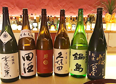 山紫水明（さんしすいめい） 求人 王道から季節の限定酒まで幅広いラインナップをご用意。その他、ワイン等もお料理に合わせて揃えております。