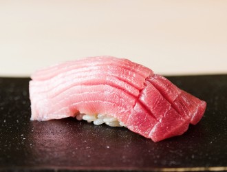 鮨 こしかわ／株式会社バードン 求人 奇をてらわない、正統派の江戸前寿司を提供します。これから寿司を学びたい方も大歓迎です！