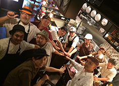 CRAFT×CRAFT /株式会社ノーツ※神楽坂新店準備室 求人 年令性別問わないで輝いているスタッフしかいません。あなたも仲間に加わってください！