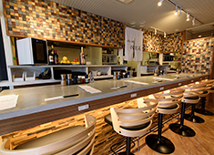 株式会社A・F・ONEフードサービス/Resort  Café Lounge Lino・溶岩食堂しんのすけ・担々麺 侘寂美 求人 