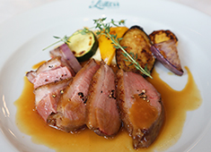 Brasserie Laiton(ブラッスリーレトン) 求人 ビストロの定番料理を中心に、シンプルですが上質で飽きのこない、素材の美味しさを生かした料理をご提供いたします！