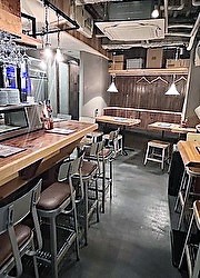 ピザとワインの酒場ポコ／株式会社OC 求人