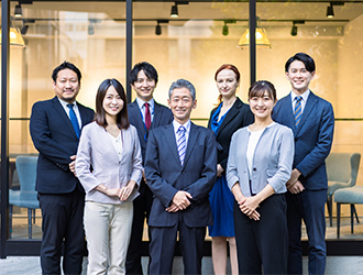 際コーポレーション株式会社　本社人事部 求人