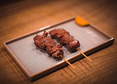 『仲垣』／『ランダン』／株式会社テルトキ 求人 1品ずつ店内で仕込み、お客様の目の前で仕上げ提供中！高級店のクオリティを実践の学び・活かせる環境です。