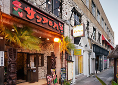 サンアロハ みなとみらい本店／株式会社 ビックバン 求人 ドラマのロケ地としても使われることも多く、幅広い世代から支持を集めている有名店です！