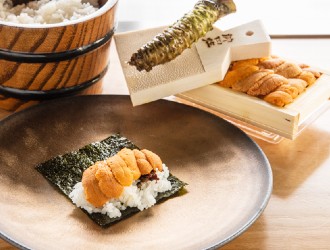 常盤興産 株式会社　※新宿高島屋 新店開業準備室 求人 鉄板焼きだけでなく、素材を活かした料理も提供。料理や食材と向き合いたい方にもピッタリです。